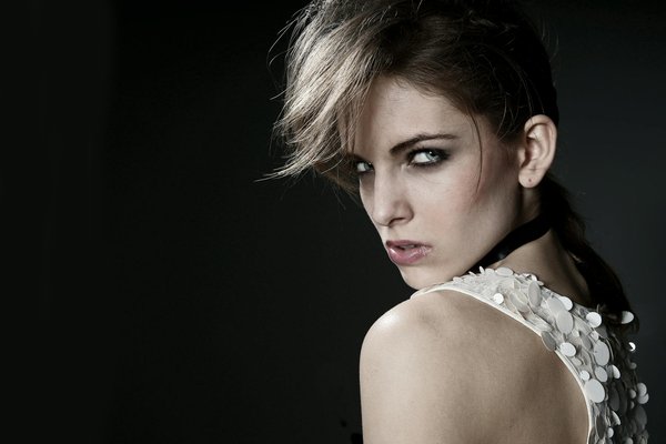 Quelle est la meilleure façon de porter un foulard selon son style ?